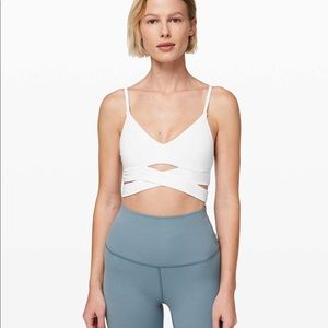Lululemon Still Now Sports Bra NWOT
